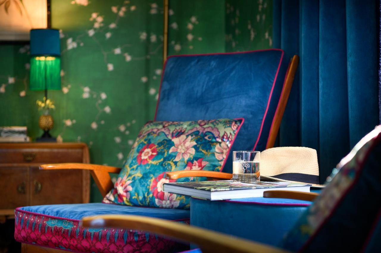 Velona'S Jungle Luxury Suites Florencia Exterior foto